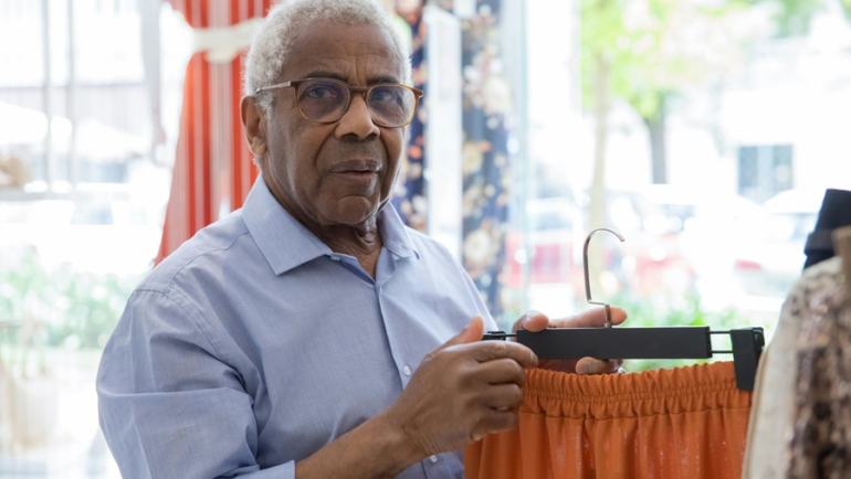 What to do when dementia patient refuses to change clothes